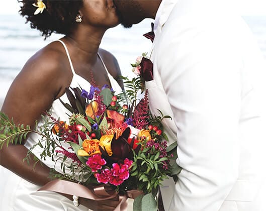 floral bouquets saskatoon - Victorian Diamond Events