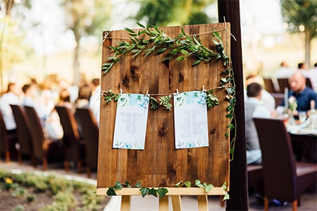 chair cover rentals saskatoon - Victorian Diamond Events